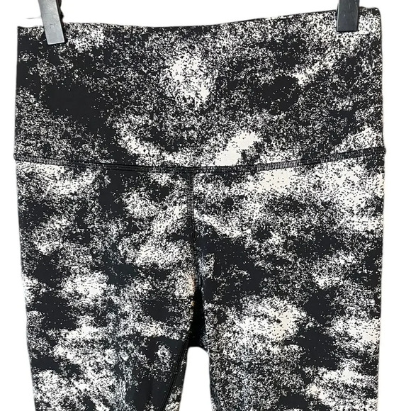 Lululemon Women’s Size 8 Wunder Under High-Rise Tight 25" *Full-On Luxtreme - Picture 3 of 6